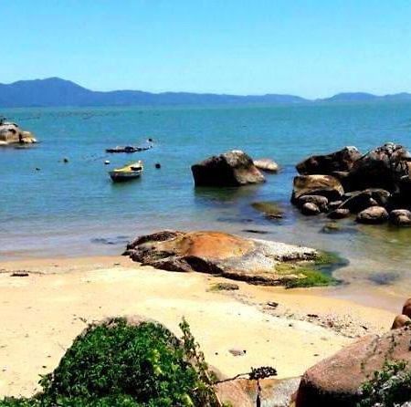 Casa Frente Mar Villa Governador Celso Ramos Buitenkant foto